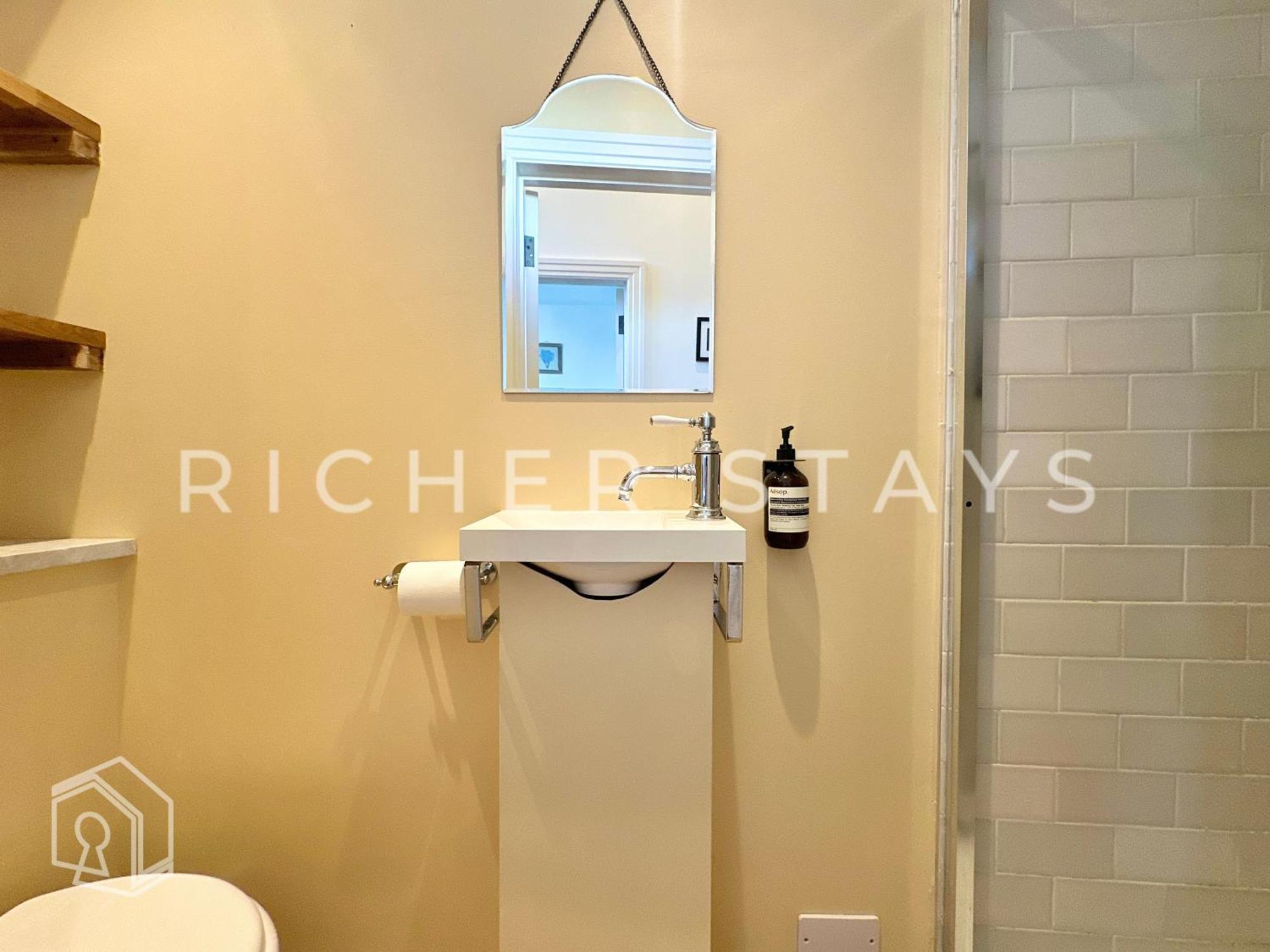 Luxury 2-bedroom Apt, Corporates And Families Appartamento