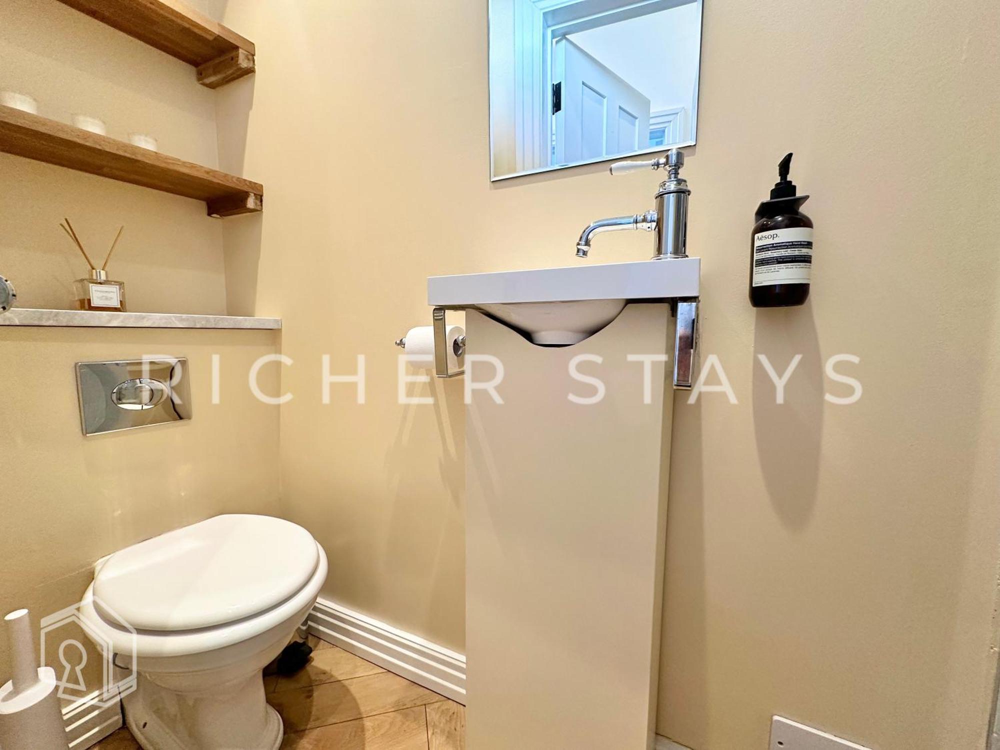 Luxury 2-bedroom Apt, Corporates And Families Apartament Londra